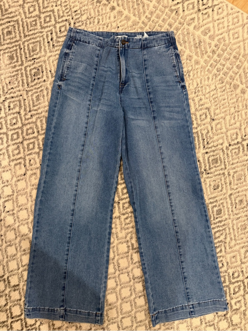 Kensie Wide Leg Women's Jeans in Medium Blue, size 29 (8)